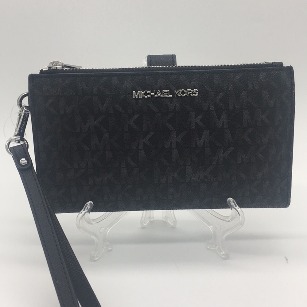 MICHAEL KORS LG DOUBLE ZIP WRISTLET BLACK - Picture 1 of 8